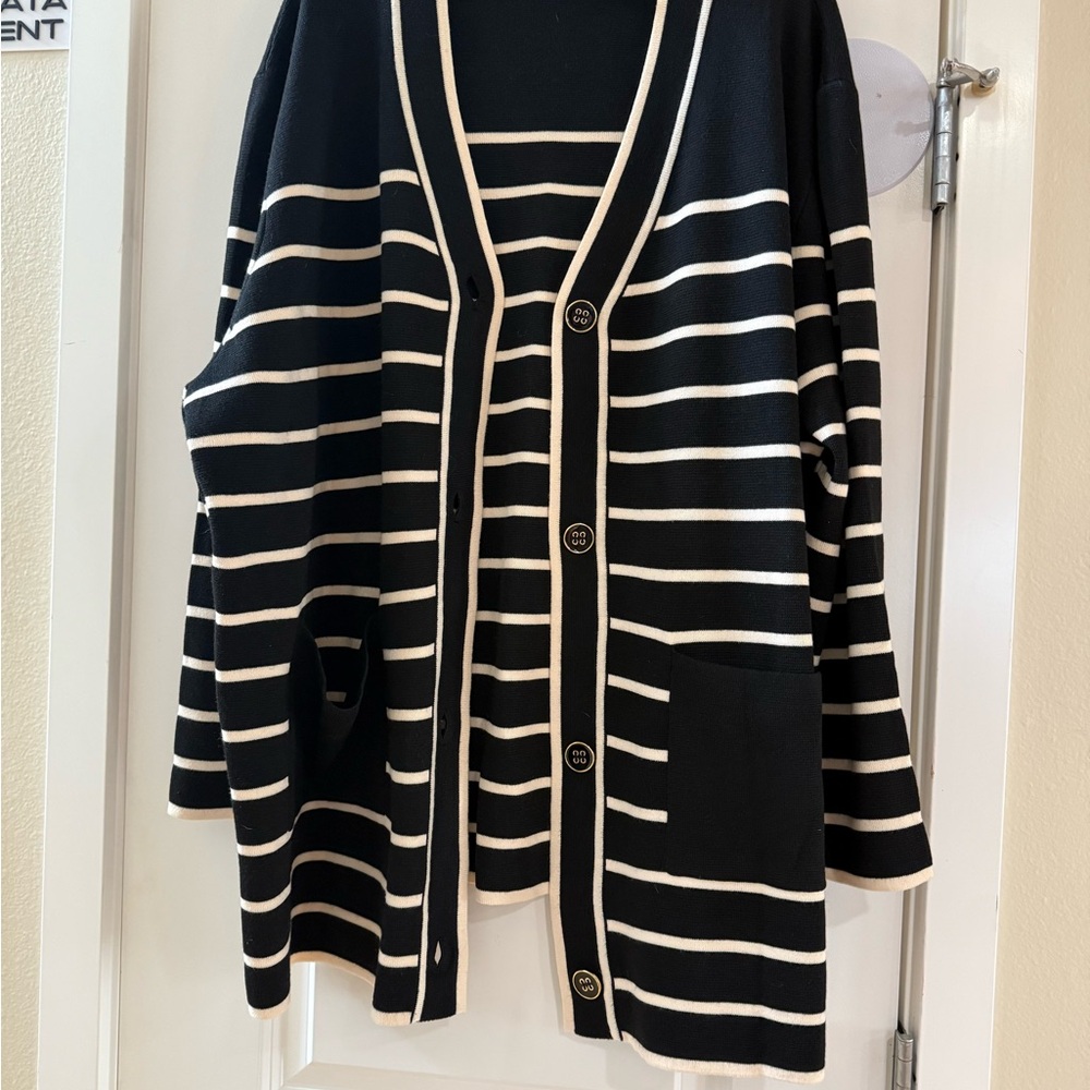 Tuckernuck NWOT Striped Black and White Women's Sweater